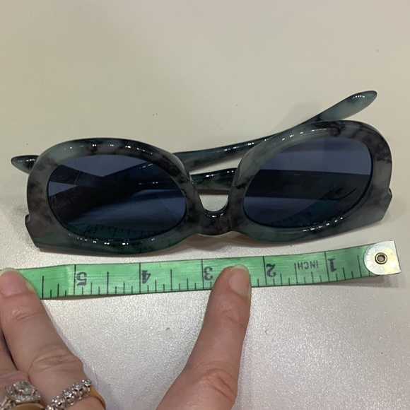 Jeepers peepers blue marble sunglasses - Picture 7 of 7